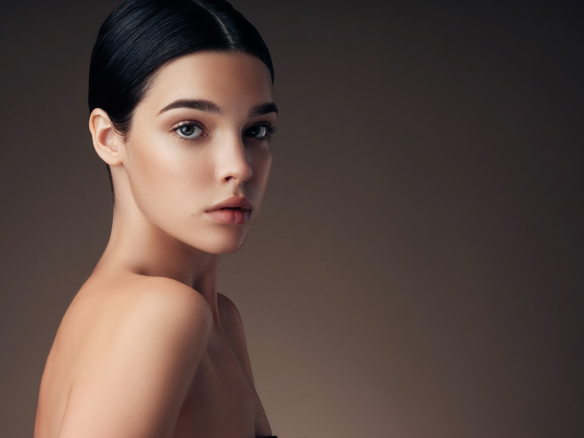 Laminacja brwi – popraw wygląd swoich brwi w Dąbrowie Górniczej